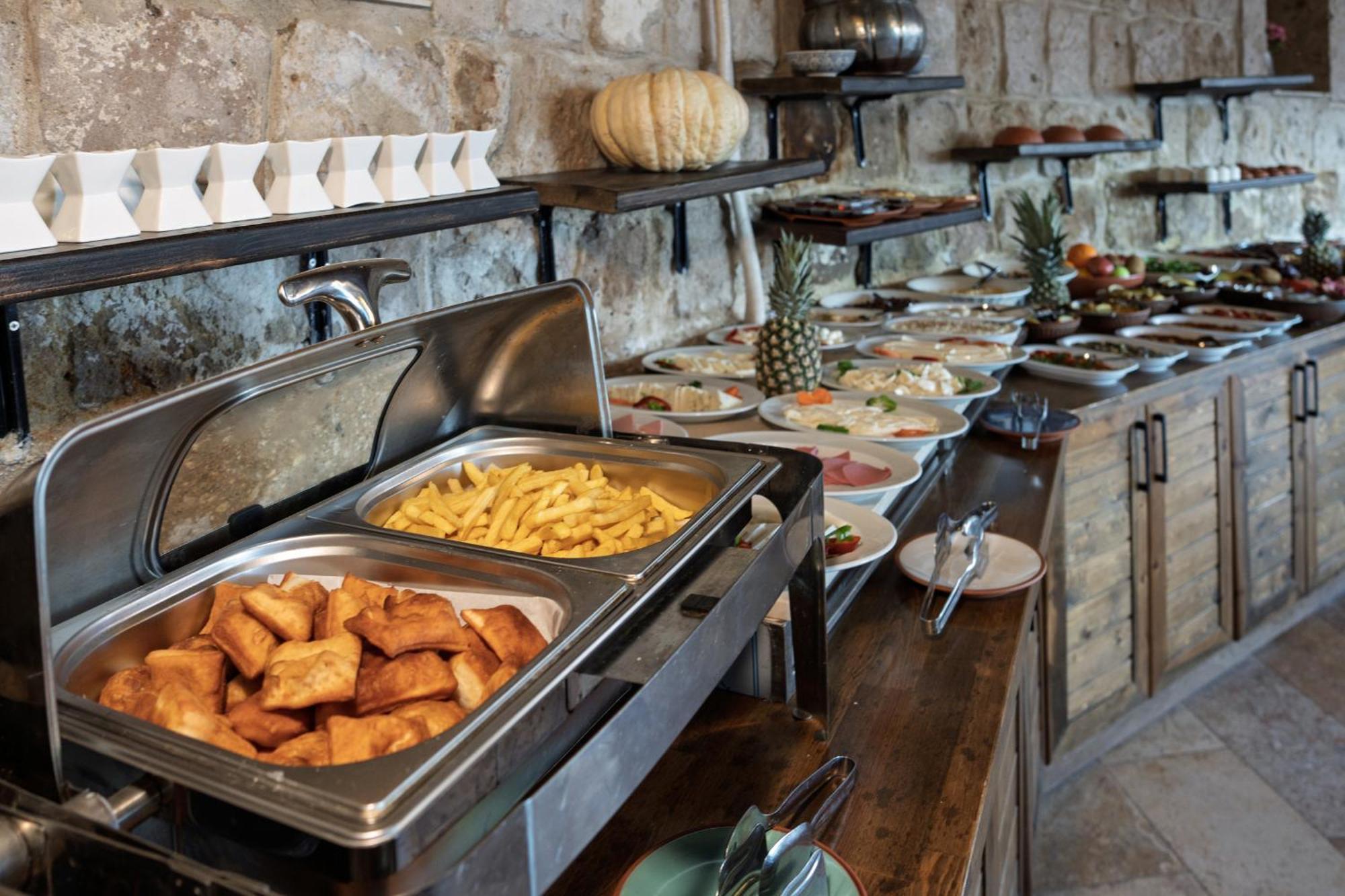 גורמה Grand Cave Suites מראה חיצוני תמונה